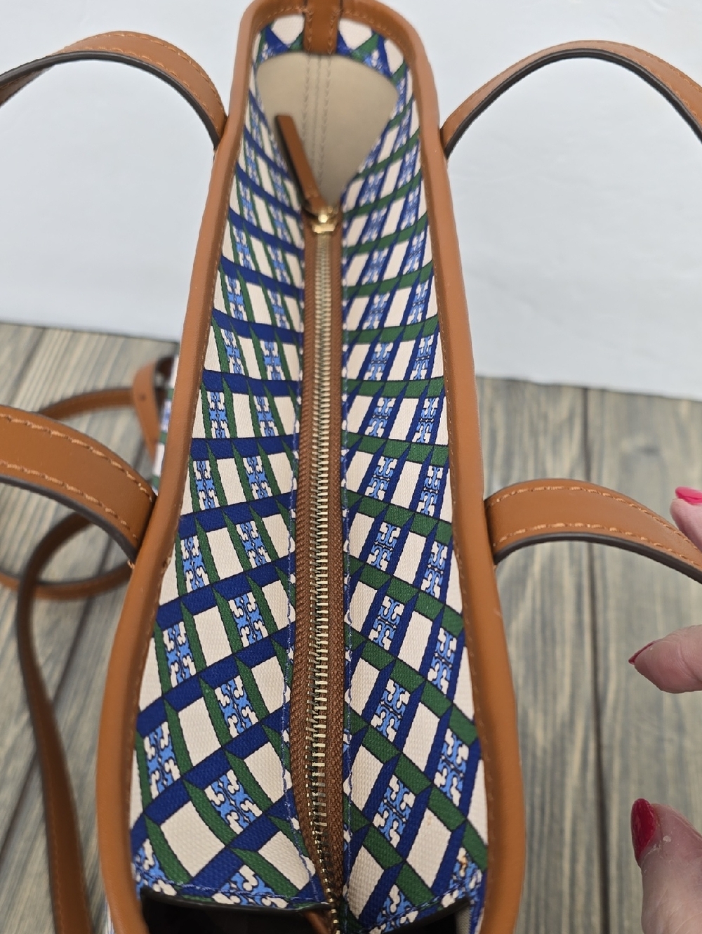Tory Burch Tote Bag with Blue Green Lattice Pattern and Brown Trim - Picture 4 of 12